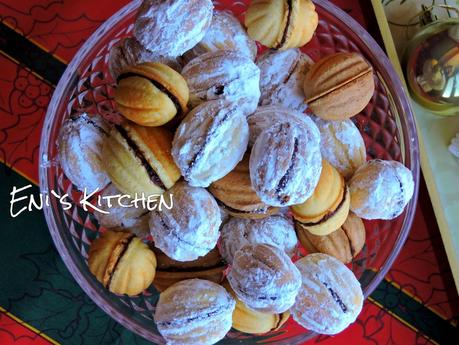 ¡ Nueces, galletas rellenas de crema! - Fursecuri nuci!