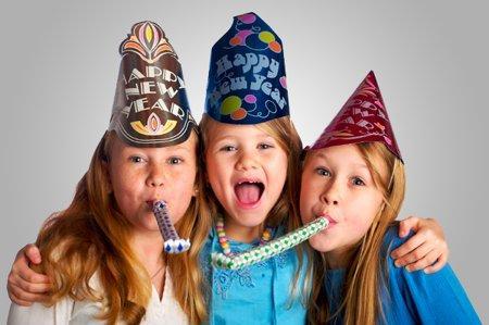 niños descolocados en las fiestas