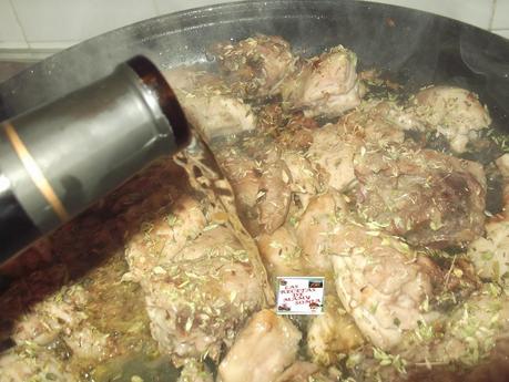 POLLO AL AJILLO EN PIZZA PAN