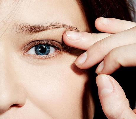 Triunfando con mis lentillas Air Optix Colors detalle ojo lentillas Arantza