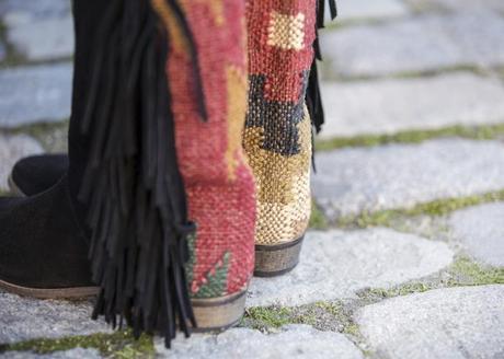 street style barbara crespo how sty boots retiro poncho outfit fashion blogger hake bag blog de moda