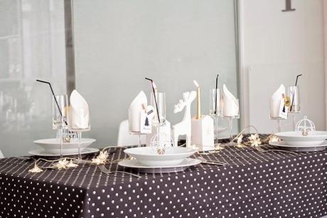 Así sera NUESTRA MESA DE NOCHEVIEJA, blanco, negro y dorado!!