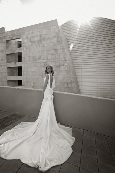 VESTIDOS DE NOVIA: ESCOTES EN LA ESPALDA - GALIA LAHAV