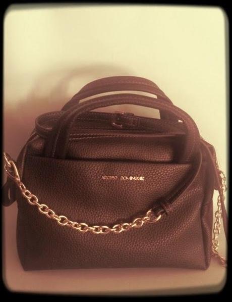 Qué Llevo En mi Bolso...??