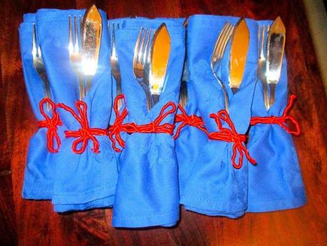 Cena fin de año, fiestas, servilletas decoradas, 