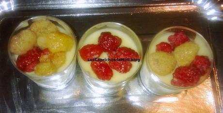 Tartaletas  y vasitos de mascarpone, chocolate blanco y frambuesas
