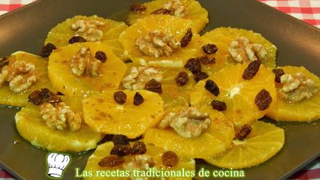 Naranjas con nueces y pasas