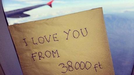 Un mensaje de una auxiliar del vuelo accidentado de AirAsia: 
