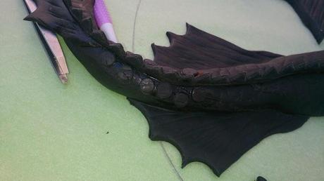 TARTA DESDENTAO PARA ANGEL (COMO ENTRENAR A UN DRAGON)