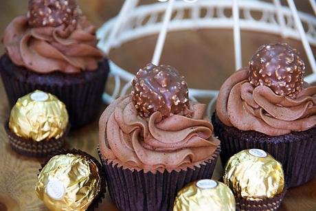 ¡A despedir el 2014! Cupcakes de Ferrero Rocher (Receta Navideña #4)