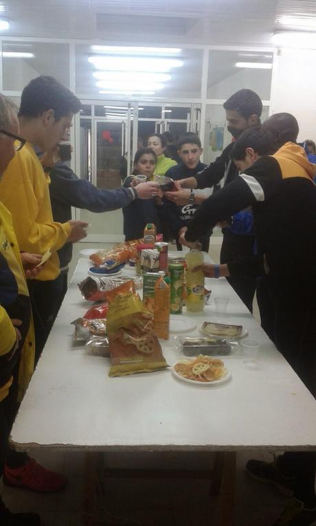 1000 Nadalenc. Despedida del año en el club d´atletismo Calella.