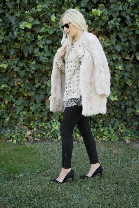 DECEMBER LOOKBOOK DECEMBER LOOKBOOK