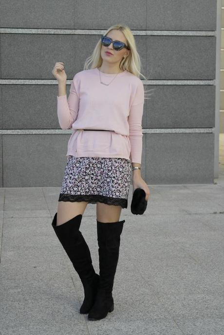 DECEMBER LOOKBOOK DECEMBER LOOKBOOK