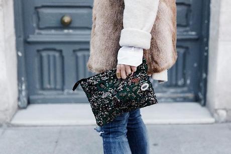 Hello 2015! Tous_Jewelry-Faux_Fur_Vest-Ripped_Jeans-Beaded_Clutch-Outfit-Street_Style-75