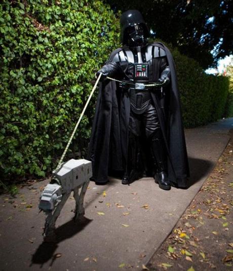 FOTOS: Darth Vader un día normal