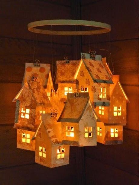 4 ideas DIY de como hacer farolillos muy fáciles con nuestros hijos Farolillo en forma de casa