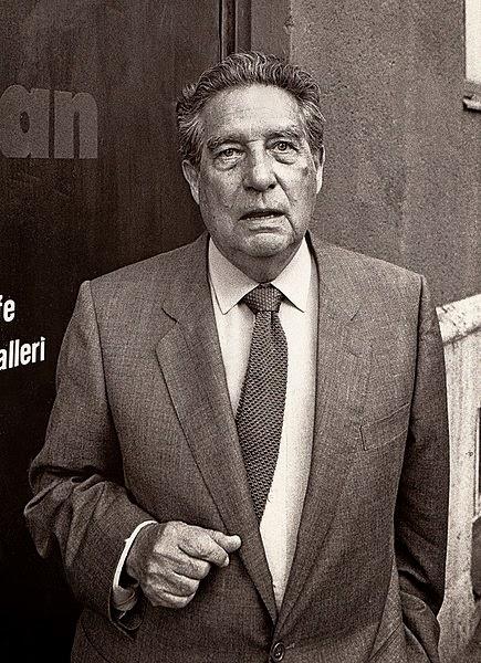 Los ensayos de Octavio Paz reivindican la existencia de una conciencia latinoamericana, no sólo desde el punto de vista del pensamiento ético, sino para rechazar el determinismo ideológico, que significa un purgatorio para algunos y el cielo para otros.