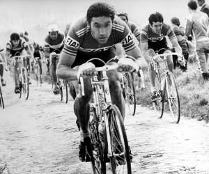 Eddy Merckx, potencia y fuerza sobre un estilo poco ortodoxo