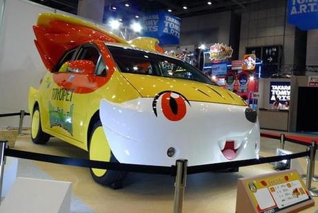 Toyopet-Pokemon-Fennekin-Car-Tokyo-Toy-Show-2014-image-1