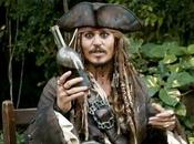 JOHNNY DEPP toca descansar