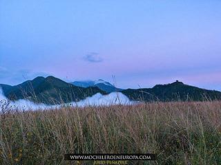 Ruta  Los Fortines del Ávila al atardecer