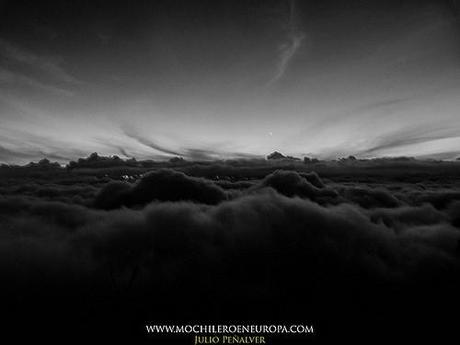 Ruta  Los Fortines del Ávila al atardecer