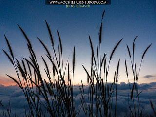 Ruta  Los Fortines del Ávila al atardecer