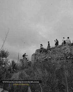 Ruta  Los Fortines del Ávila al atardecer