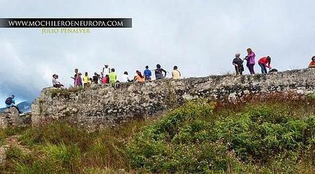 Ruta  Los Fortines del Ávila al atardecer
