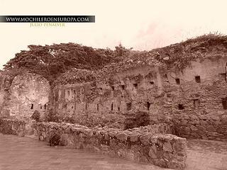 Ruta  Los Fortines del Ávila al atardecer