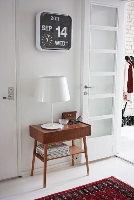 Reloj Calendario Flip de Karlsson