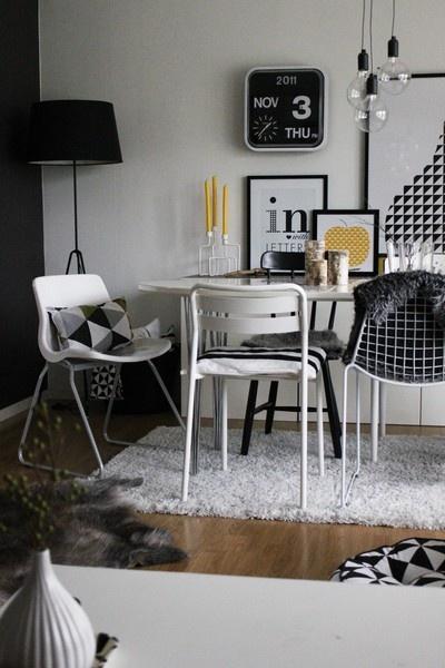 Reloj Calendario Flip de Karlsson