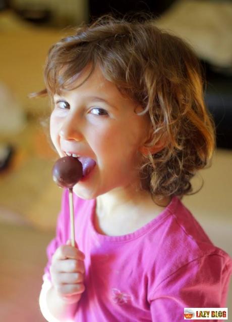 Roscobolas de chocolate. Receta de aprovechamiento de las sobras del roscón