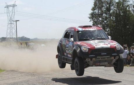 Orly Terranova se recuperó y ganó la tercera etapa de autos