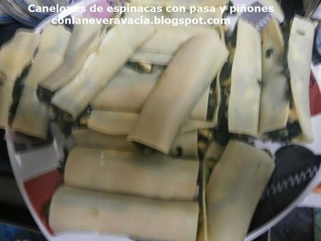 CANELONES DE ESPINACAS  CON PASAS Y PIÑONES