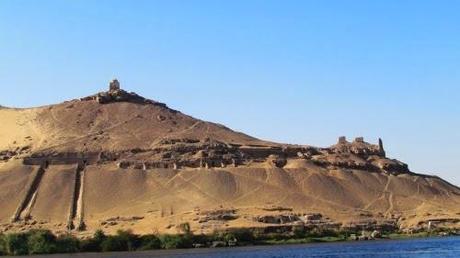 Tumbas de los nobles. Aswán, Egipto Tumbas de los nobles. Aswán, Egipto