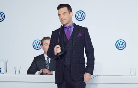 Anuncian al cantante Robbie Williams como el nuevo director de mercadotecnia de VW