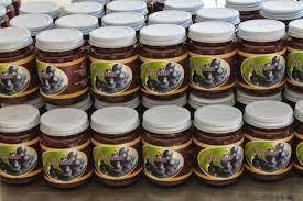 El valle de Neiba apuesta a sus uvas, vinos y mermeladas.