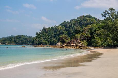 La playa de Aow Khao Kwai, Koh Phayam