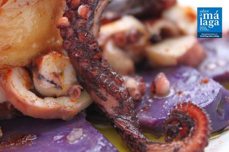 Pulpo a la gallega con papas morás