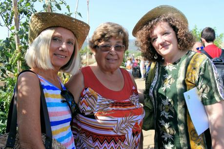 TOMATÓN RELLENO Y JORNADA DEL TOMATE HUEVO DE TORO