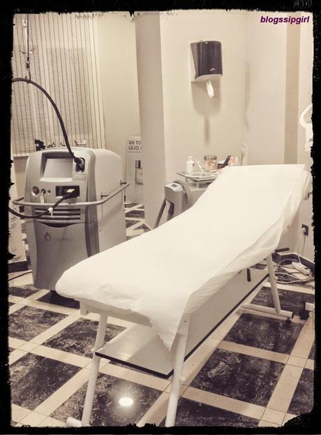 BLOGSSIPGIRL LO HA PROBADO: TRATAMIENTO DE HIDRATACIÓN EN CONSULTA DRA FLORES