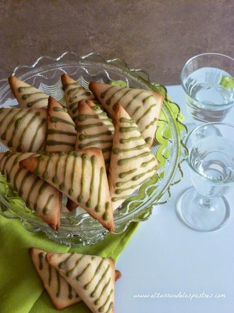 Galletas con Mazapán y glasa de Té Matcha
