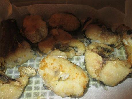 Merluza con chirlas, bambas y espárragos, receta, alimentación, 