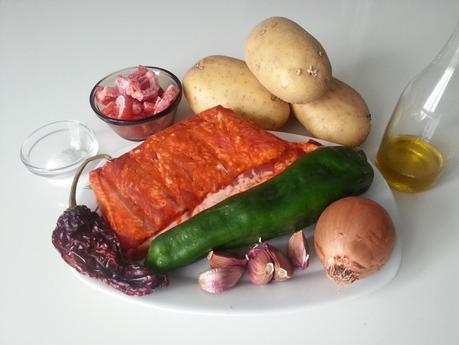 PAPAS CON COSTILLAS ADOBADAS