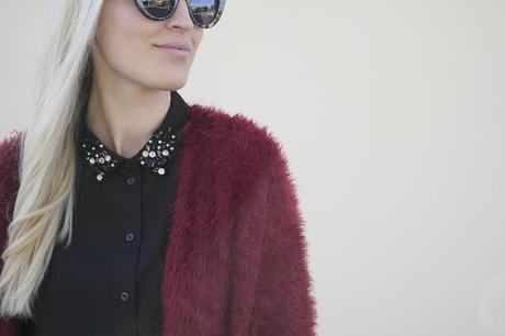 GLITTERING GLITTERING