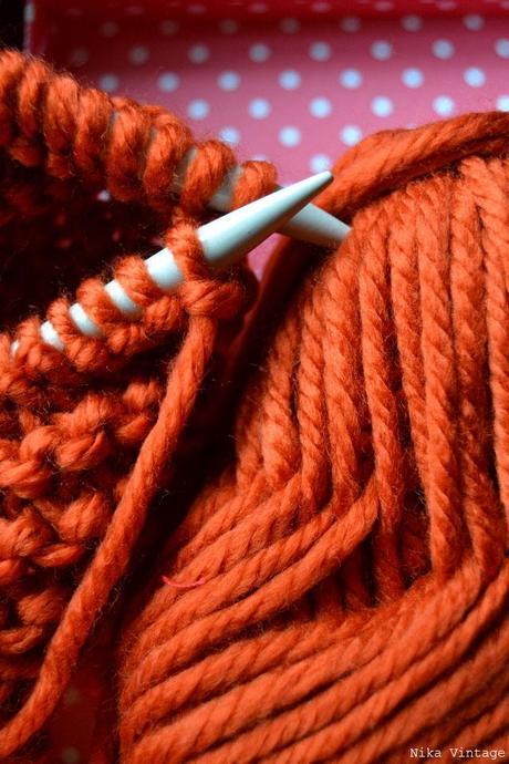 lana, cuello, punto bobo, proyecto a-z, fotografia, macro, agujas