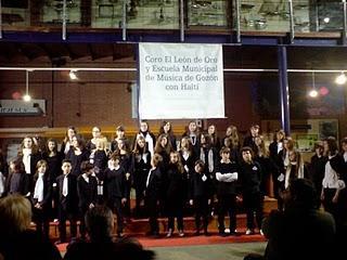 Luanco coral y solidario