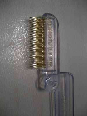 TWEEZERMAN - Peine pestañas