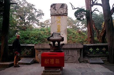 CHINA: EL BOSQUE SAGRADO DE CONFUCIO